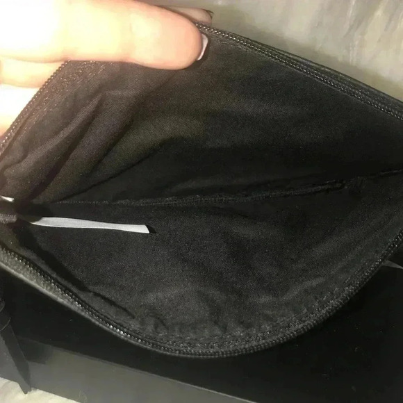 AERO MULTI ZIP WRISTLET BLACK - Picture 7 of 7